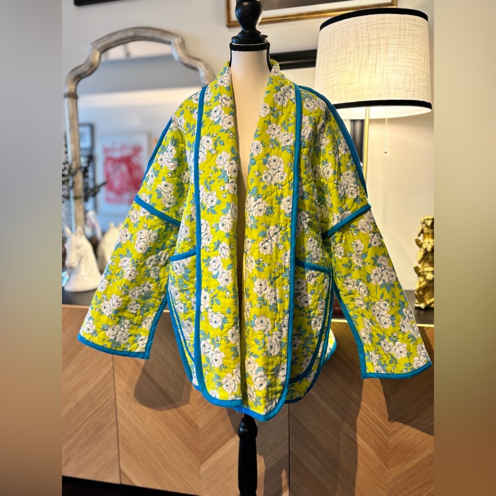 ๐งต HANDMADE (by me!) Floral Quilt Coat Jacket with Blue Trim M-XL - Picture 3 of 15
